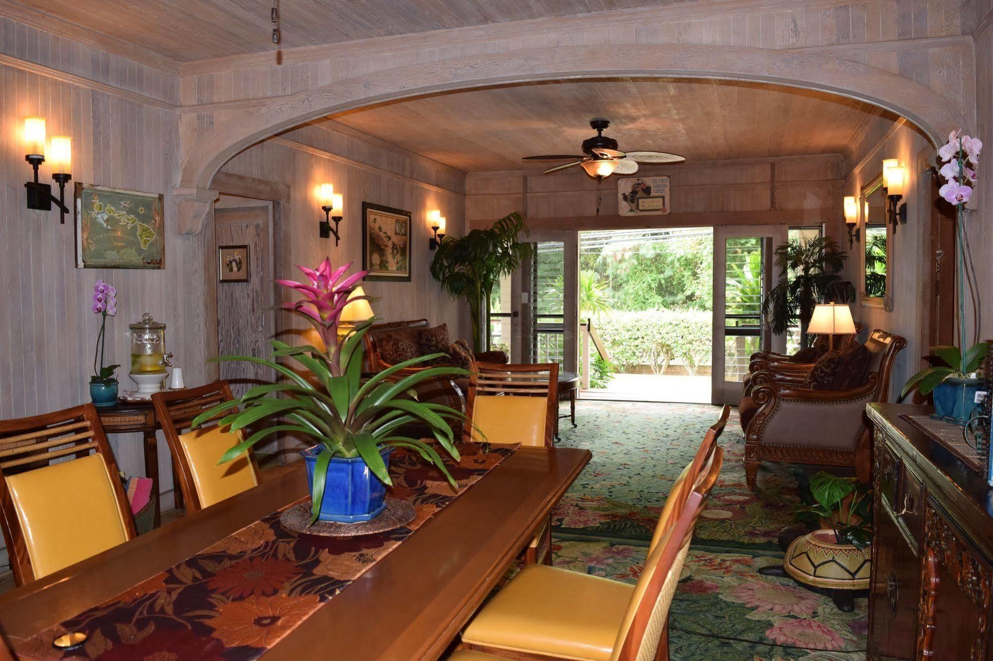 Poipu Bed And Breakfast Inn Koloa Ngoại thất bức ảnh