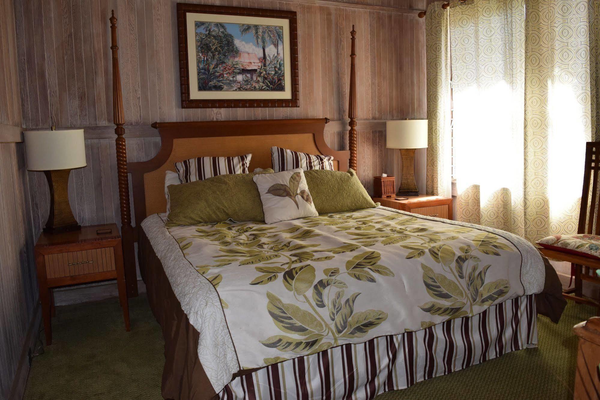 Poipu Bed And Breakfast Inn Koloa Ngoại thất bức ảnh